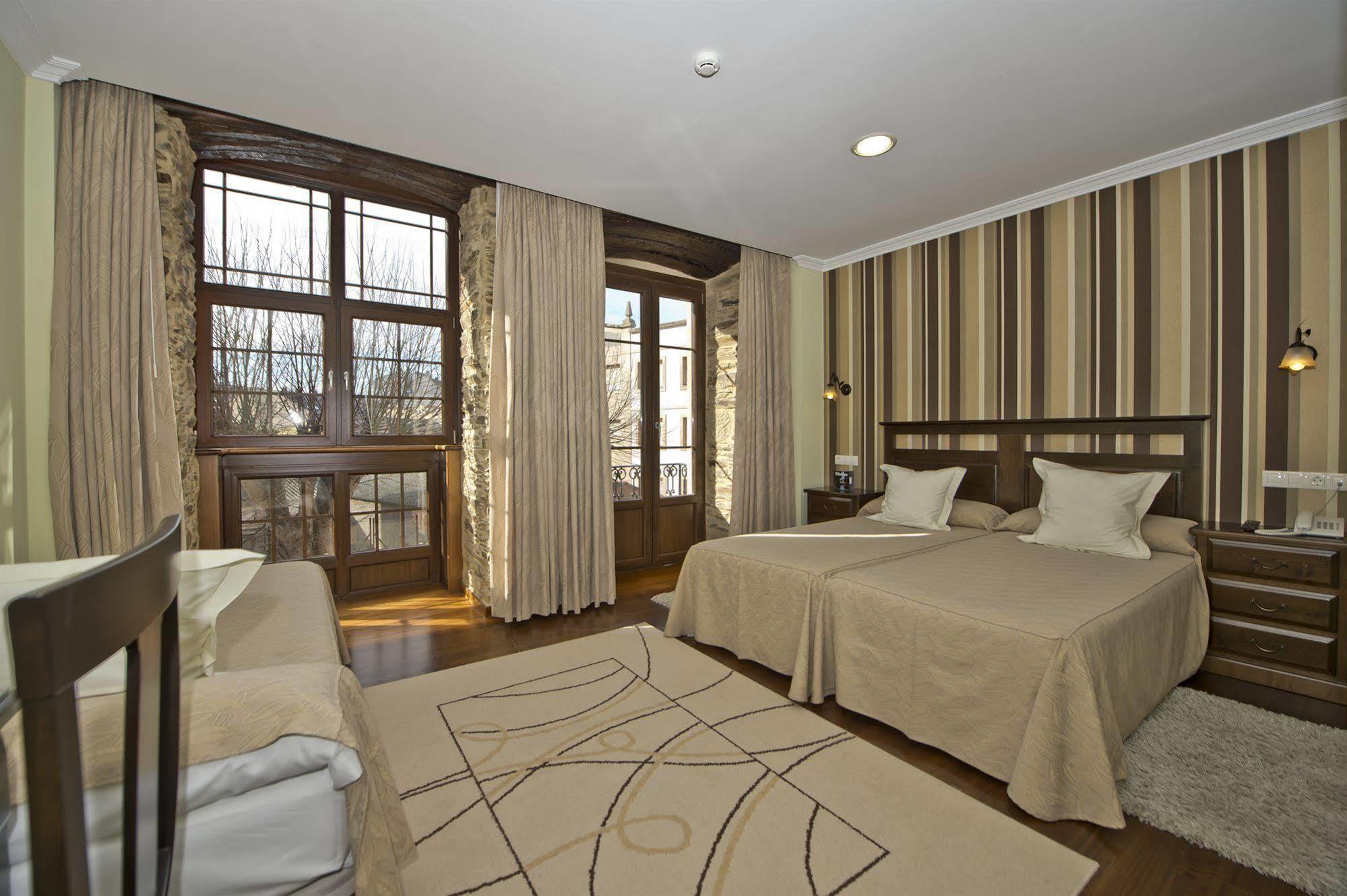 Hotel La Casona De Lazurtegui Ribadeo Exteriér fotografie